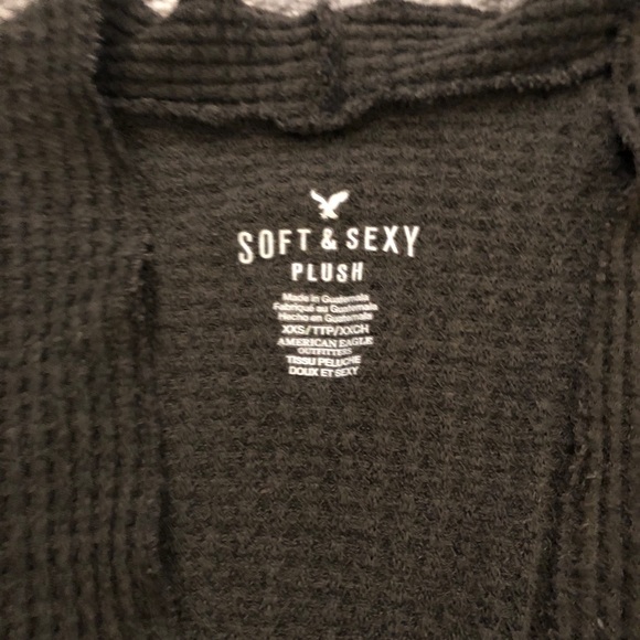 Bundle 3/$15 - AE Waffle Cardigan - Picture 3 of 6